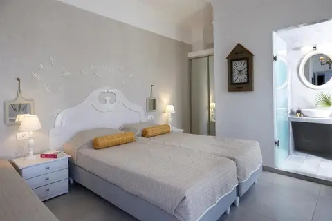 Blue Sea Hotel & Studios in Δημοτική Ενότητα Θήρας — foto 14