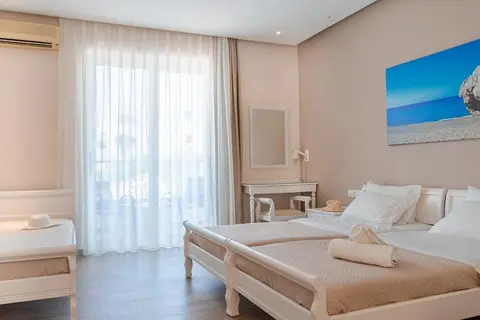 Thalassi Hotel in Σφακάκι — foto 3