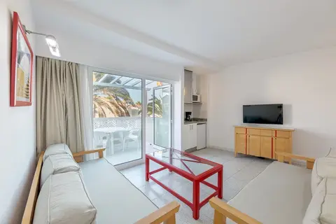 Apartamentos LIVVO Koala Garden in Las Palmas de Gran Canaria — foto 25