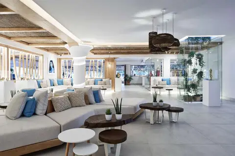 Nikki Beach Resort & Spa Santorini in Δημοτική Ενότητα Τιθορέας — foto 8