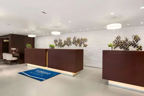 Ramada by Wyndham Colombo in Colombo — foto 8