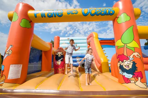 Camping Chateau De Lez-eaux foto 8