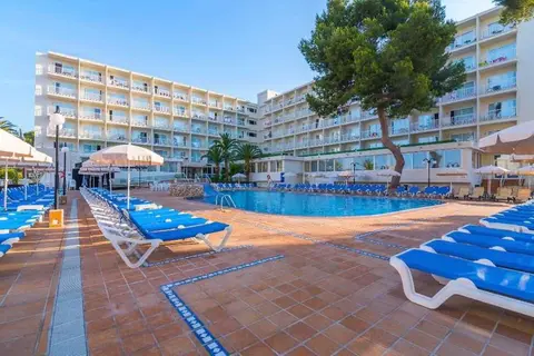 Blue Sea Coral Beach in Santa Eulària des Riu — foto 3