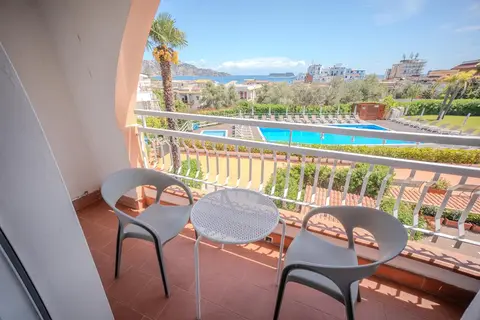 TIME TO SMILE Appartementen Villa Giardini in Giardini Naxos — foto 9
