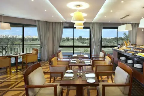 Hilton Pyramids Golf Resort in Madinat As-Sadis Min Uktubar, foto 13