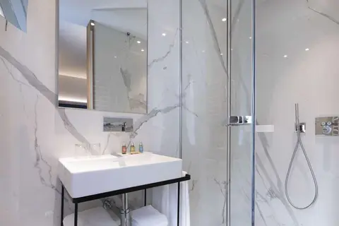 D Hotel Geneva in Genève — foto 13