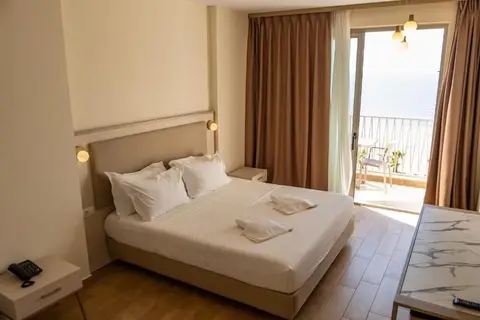 Fllad Resort & Spa in Golem, foto 13