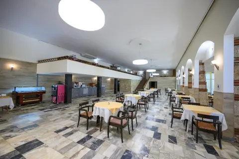 International House of Journalists in СПА център Ривиера Бийч