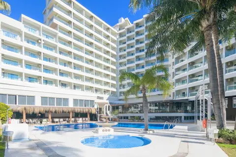 Hotel Parasol by Dorobe in Torremolinos — foto 17