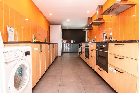 Hostellicious in Mexilhoeira Grande — foto 6