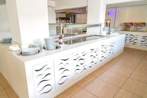 Captain Pier Hotel in Παραλίμνι — foto 12
