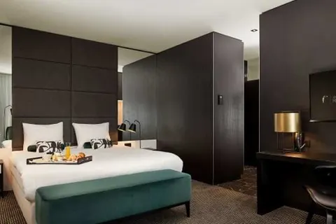 Van der Valk Zaltbommel - A2 foto 12