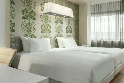 NH Amsterdam Zuid foto 7