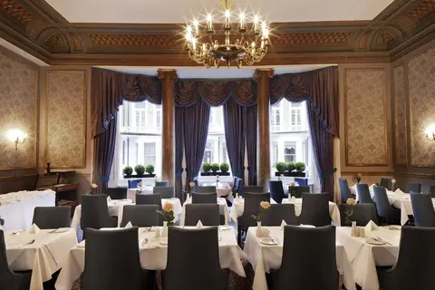 Strathmore Hotel in Londen — foto 16