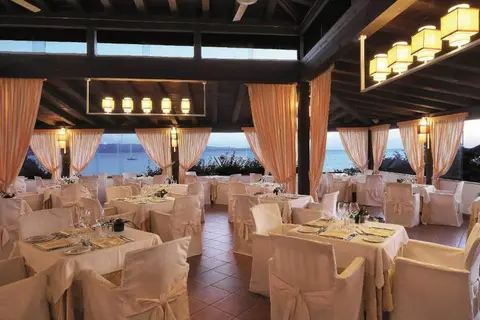 Colonna Grand Hotel Capo Testa in Santa Teresa Gallura — foto 19