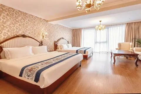Panorama Lisi Grand Hotel in Tbilisi — foto 3