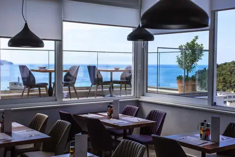 Hotel Lusso Mare by Aycon in Bečići — foto 28