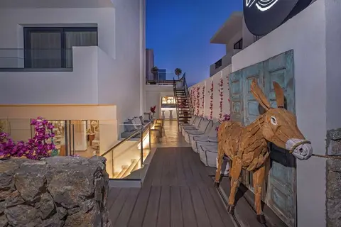 Cabana White Boutique Hotel & Suites in Kardamena, foto 13