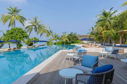 Emerald Faarufushi Resort & Spa in Rah Gili Maldives — foto 18