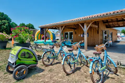 Flower Camping Le Bel Air in La Flotte — foto 7