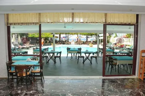 Azak Hotel in Alanya — foto 5