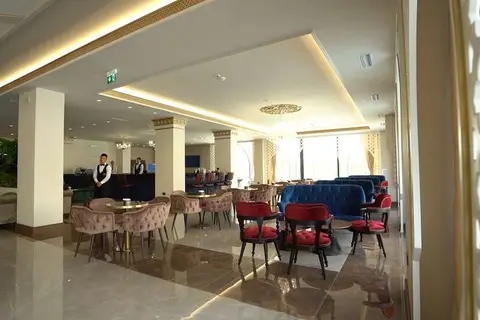 Premium Sunrise Hotel Golem in Golem — foto 10