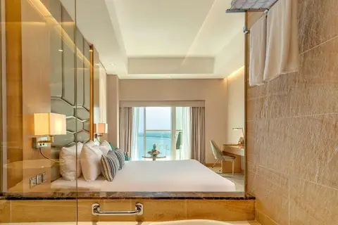 Royal Central Palm Jumeirah in Dubai — foto 14