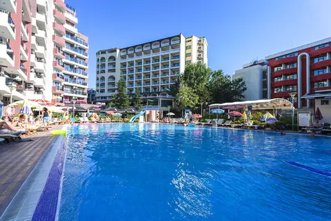 Admiral Plaza in Несебър