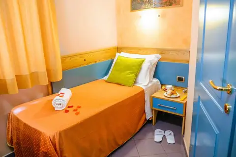 Hotel Diana in Pompeï — foto 11