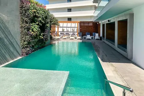 Manousos City Hotel in Rhodes