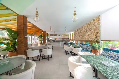 Bamboo Suites in Ιαλυσός — foto 8