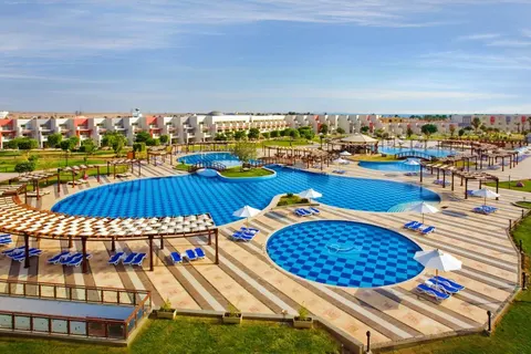 SUNRISE Crystal Bay Resort in Hurghada