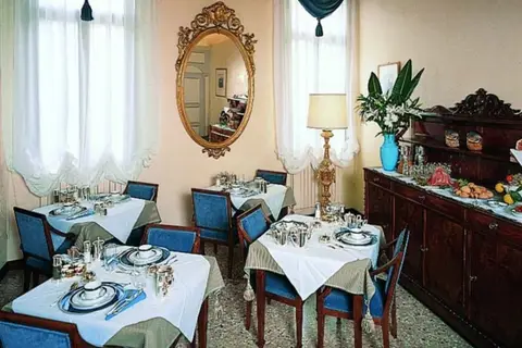 Palazzo Schiavoni in Venetië, foto 3