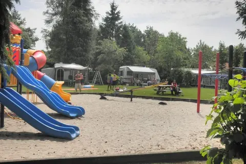Camping De Zeven Heuveltjes in Ees — foto 9