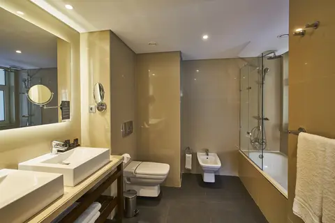 Hotel PortoBay Marquês in Almada — foto 29