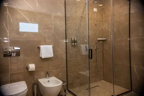 Hotel Golden Palace in Shkodër — foto 13