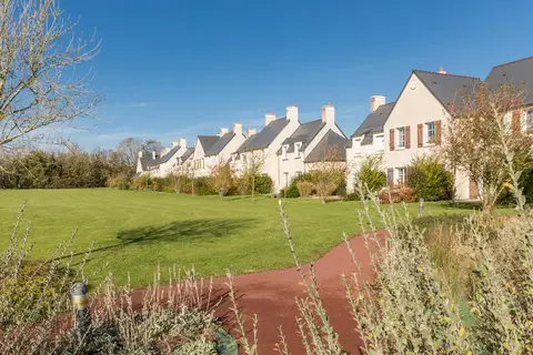 Le Green Beach in Port-en-Bessin — foto 9