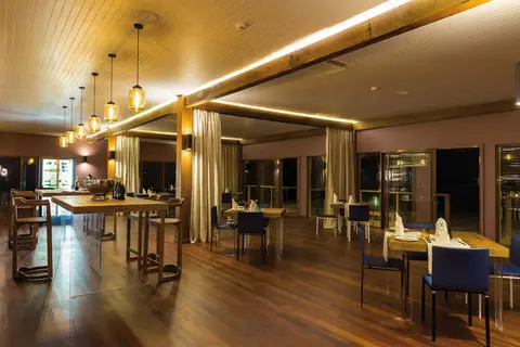 Cocoon Maldives Resort in އޮޅުވެލިފުށި — foto 9