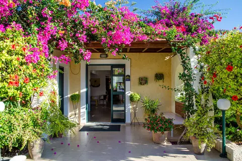 Your Memories Hotel in Δημοτική Ενότητα Γουβών — foto 11