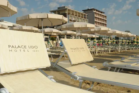 Color Palace Lido Hotel - Family Village foto 5