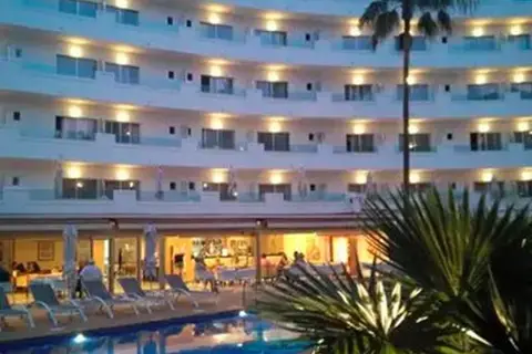 Metropolitan Playa Hotel in Palma — foto 9