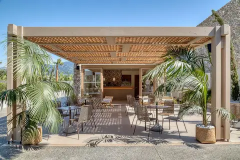 Utopia Blu Hotel in Τιγκάκι — foto 6