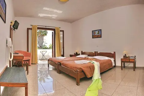 Pela in Σκάλα Καλλονής — foto 10