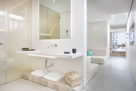 Mykonos Dove Beach Hotel in Πλατύς Γιαλός — foto 25