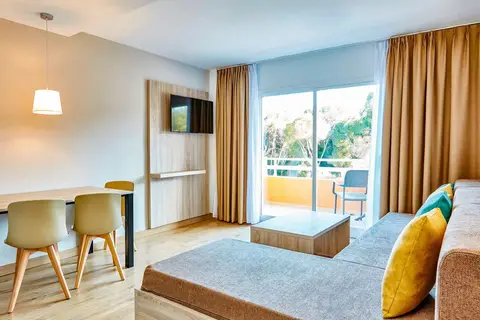 Universal Apartamentos Laguna Garden in Canyamel — foto 28