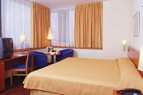 Hotel Viladomat in Barcelona — foto 4