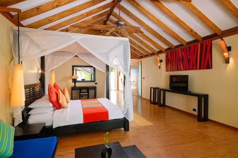 Canareef Resort Maldives in ހިތަދޫ — foto 5
