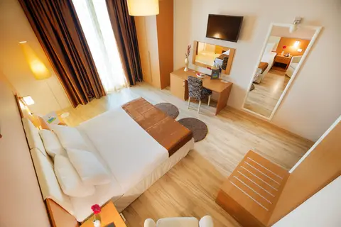 Albanian Star Hotel in Golem — foto 7