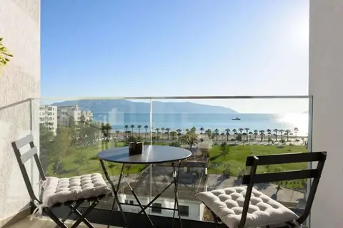 Mahoro Boutique Hotel in Vlorë — foto 9