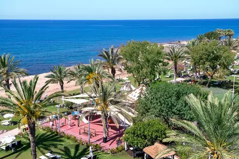 Constantinou Bros Athena Beach Hotel in Γεροσκήπου — foto 23